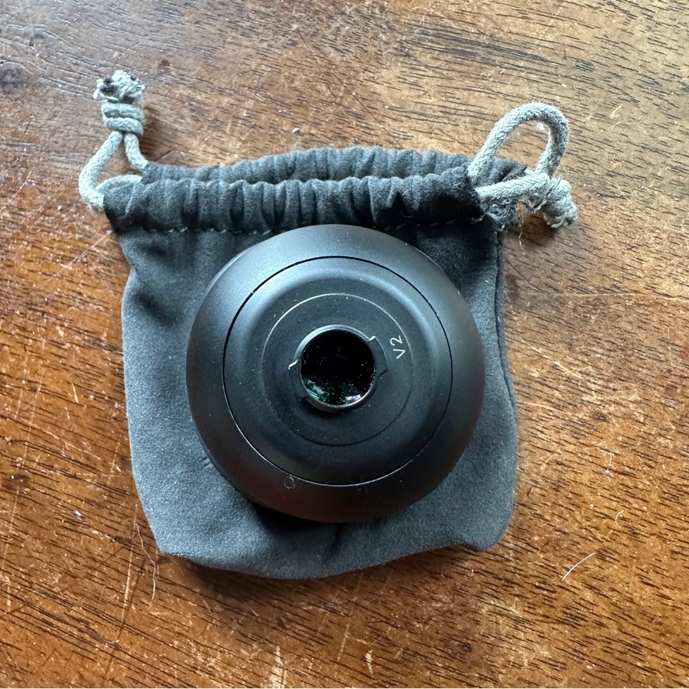 Moment Wide Lens with Pouch - Picture 3 of 8
